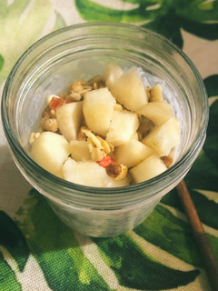 Hình của món Yến mạch overnight oats chuối lê.