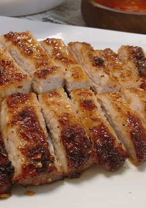 【影片】焗香茅豬頸肉【老娘的草根飯堂】 的食譜成品照片