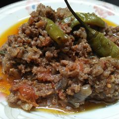 A picture of Karahi qeema.