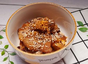 Hình của món Vú heo nướng sa tế.