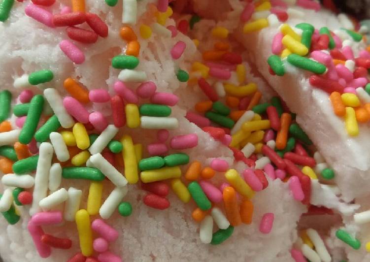 Langkah Mudah untuk Menyiapkan Ice cream lembut anti gagal, Enak Banget