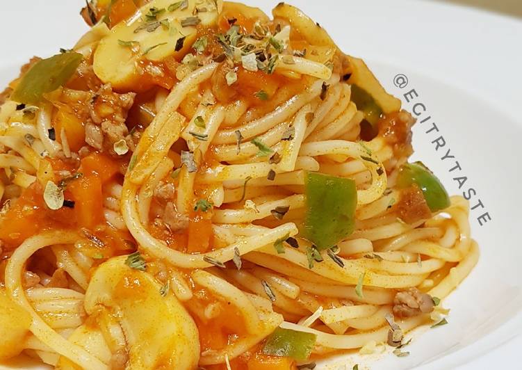 Cara Gampang Membuat Spaghetti Bolognaise yang Enak Banget