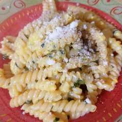 Foto di Pasta (che si crede) alla carbonara