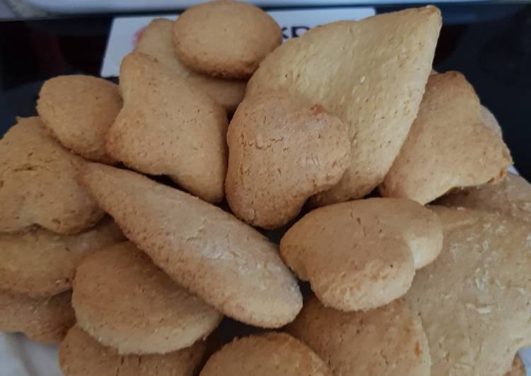 Steps to Make Any-night-of-the-week Butter and Coconut biscuits. 😻