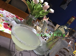 Una foto de Jarra Margarita mix Cuervo