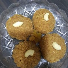 A picture of Churmana ladoo.