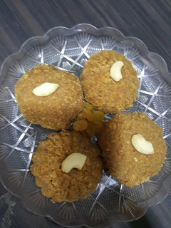 A picture of Churmana ladoo.