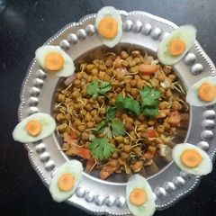 A picture of Sprouts Salad.
