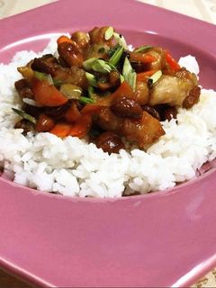 Kínai mogyorós csirke 🐔 recept fotója