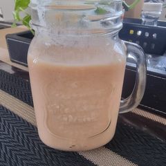 A picture of Chikoo Shake.