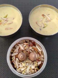 રાઈસ ખીર (Rice Kheer Recipe In Gujarati) રેસીપી મુખ્ય ફોટો
