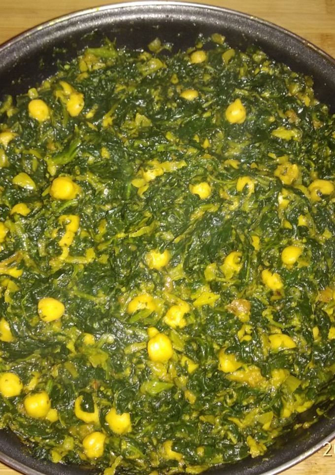 Una foto de Espinacas con garbanzos