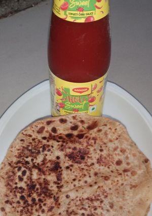 आलू का पराठा (Aloo ka paratha recipe in hindi) रेसिपी मुख्य फोटो
