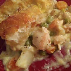 A picture of Chicken Pot Puff Pastry.