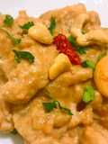 Pollo en salsa de cacahuete y kefir (o yogur natural)
