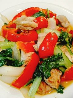 Foto resep Ayam tumis Paprika mudah dan kaya rasa kaya warna
