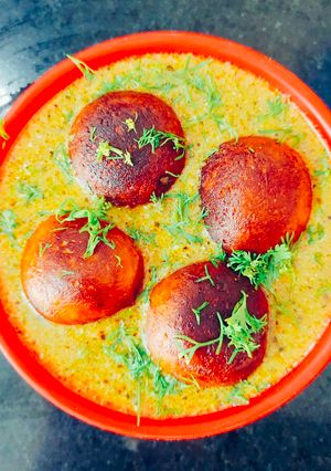 A picture of Gulab Jamun ki sabzi.