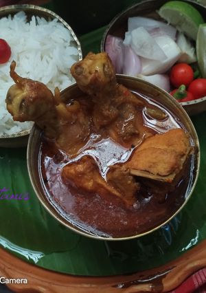 কাঁচালঙ্কা ও রসুন বাটায় দেশি মুরগি কষা(kachalonka o rasun batay desi moorgi kosha recipe) রেসিপির প্রধান ছবি