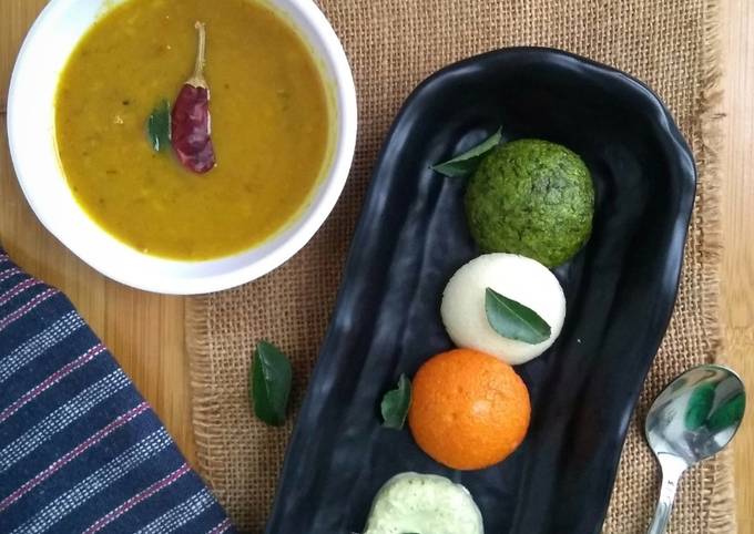 Recipe of flavorful Triclor vegetable sooji appe