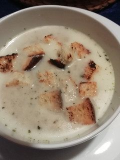 Gombakrémleves konzerv gombából recept fotója