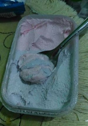 Foto resep #04. Ice cream strowberry taro momica