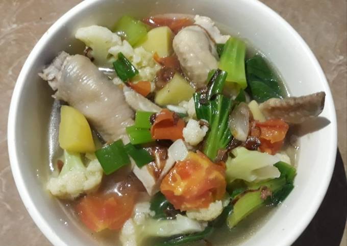 Sop ayam bening favorit keluarga