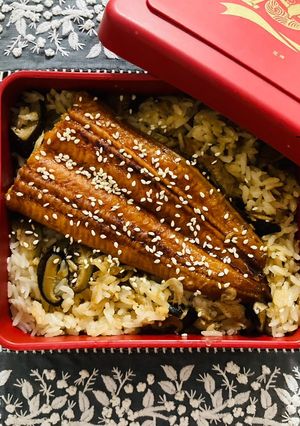 蒲燒鰻油飯 的食譜成品照片