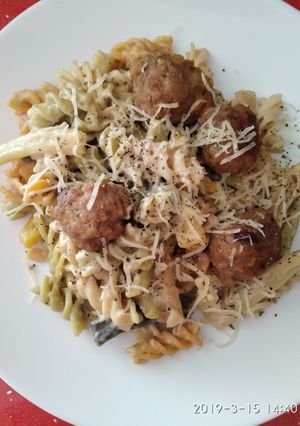 Una foto de Macarrones con salsa de nueces