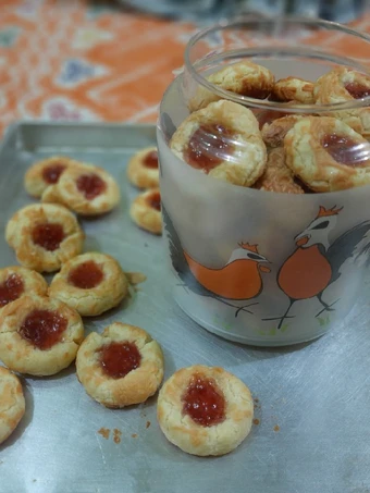 Easy Way Make Strawberry Thumbprint Cookies the Delicious Really delicious