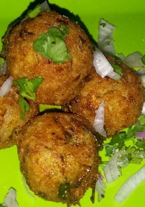 A picture of Cheesy rice bolls.