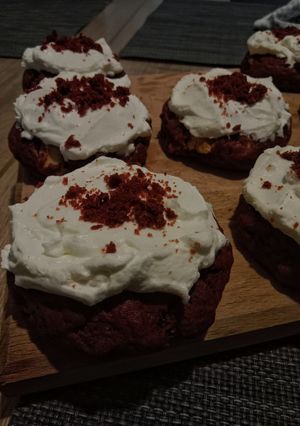 A picture of Red velvet cookies !.