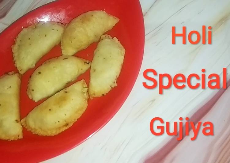 Holi Special Gujiya
