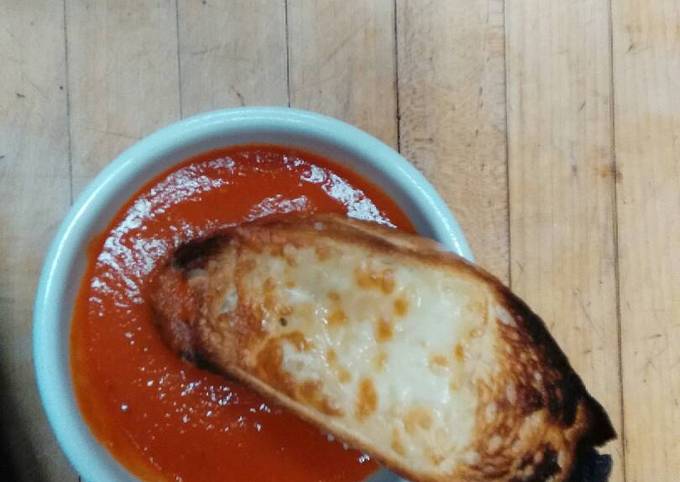Step-by-Step Guide to Make Homemade Roasted tomato basil soup