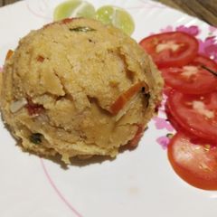 A picture of Tomato upma.
