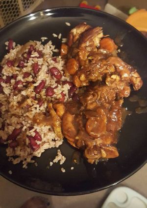 A picture of Jamaican Brown Stew Chicken.