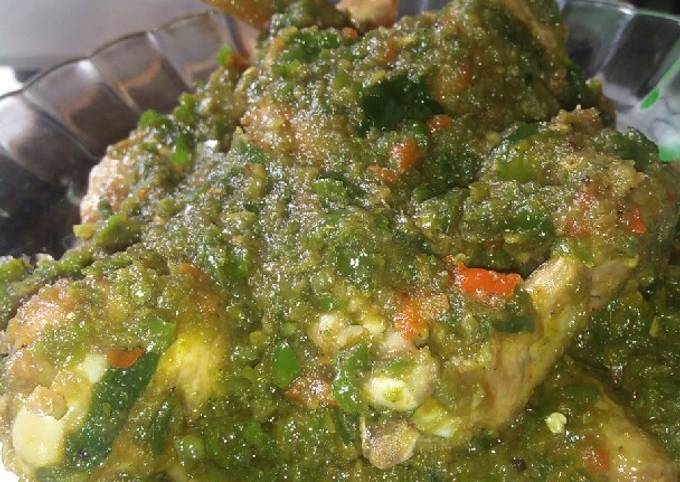 Ayam rica-rica sambel ijo