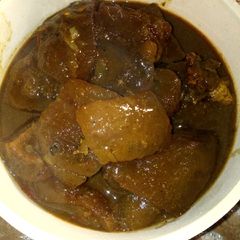 A picture of Pomo peppersoup.