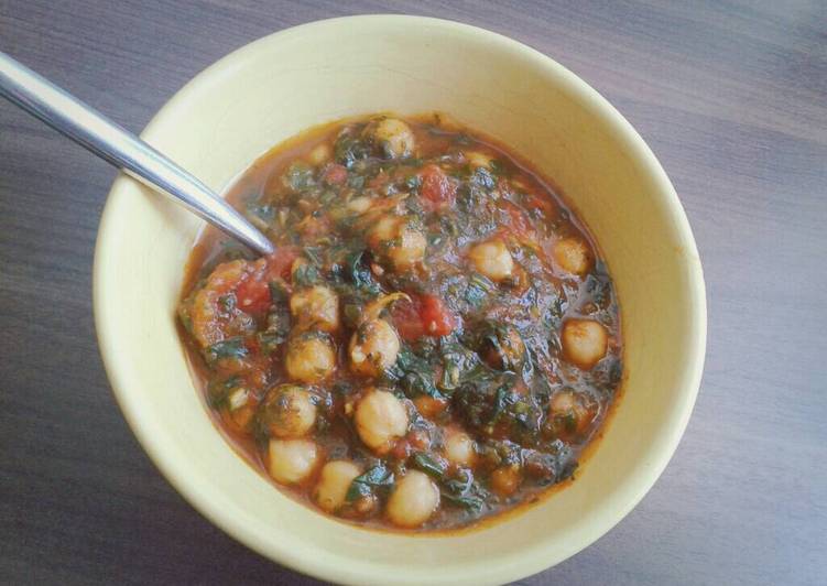 Easiest Way to Make Recipe of Chickpea and Spinach Curry