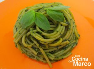 Foto principal de Espagueti verde italiano– Spaghetti al pesto genovese