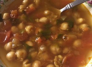 Una foto de Sopa oriental de garbanzos