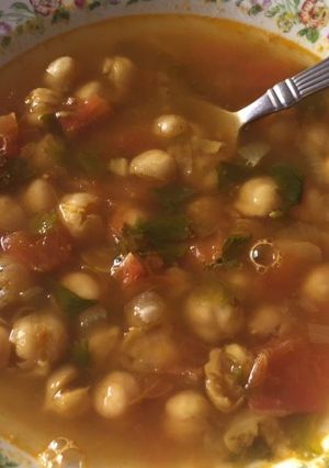 Una foto de Sopa oriental de garbanzos