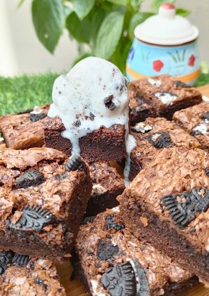 A picture of Oreo & Chocolate Brownie 🍫🍫.