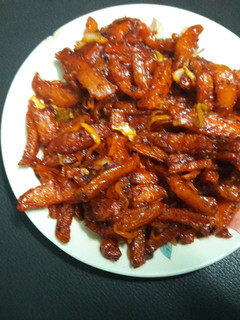A picture of Honey chilli potato.