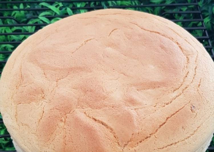 Banana sponge cake