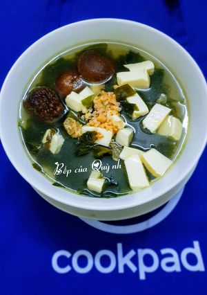 Hình của món Canh rong biển, đậu non nấu tôm băm.
