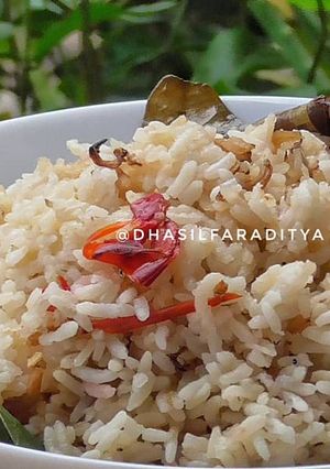 Foto resep Nasi Liwet Simple tapi Spesial di Rice Cooker #SiapRamadhan