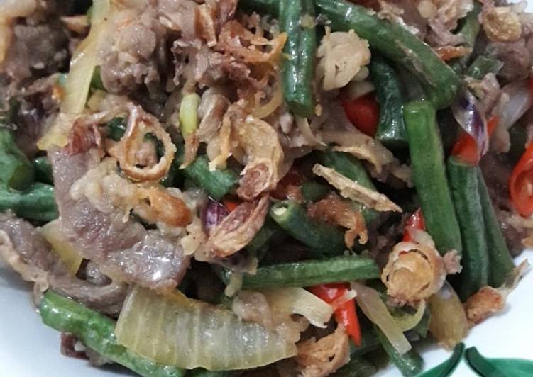 28. Tumis beef slice kacang panjang endulll