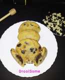 Peanut butter with honey chocolate stuffed cookies