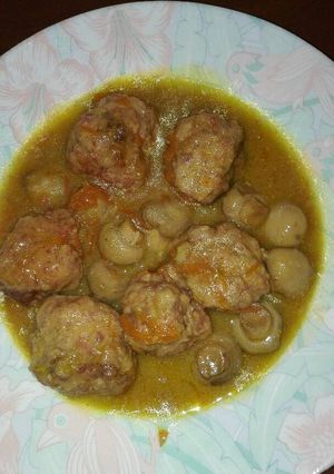Foto principal de Albóndigas de cerdo ibérico y champiñone en la Cookmaker premium
