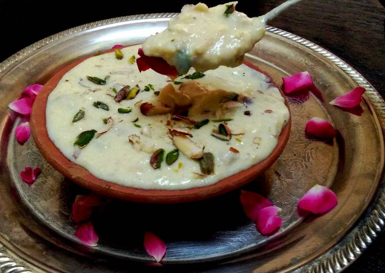 Simple Way to Prepare Any-night-of-the-week Makhana Ki Phirni